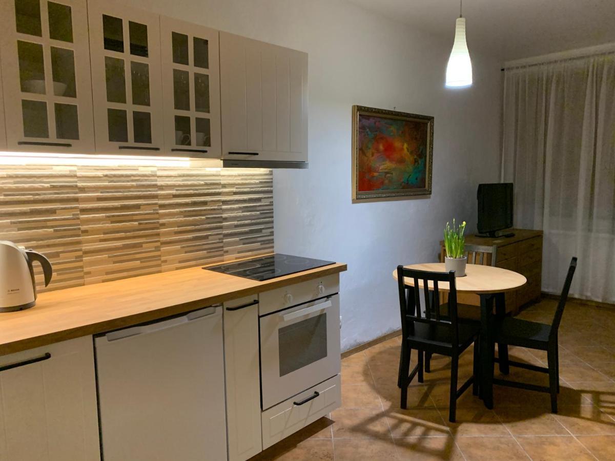 Old Studio Apartment Vilnius Exterior photo