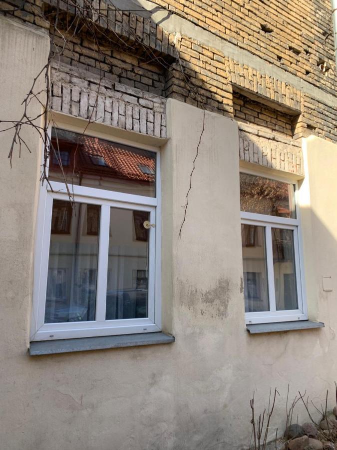 Old Studio Apartment Vilnius Exterior photo